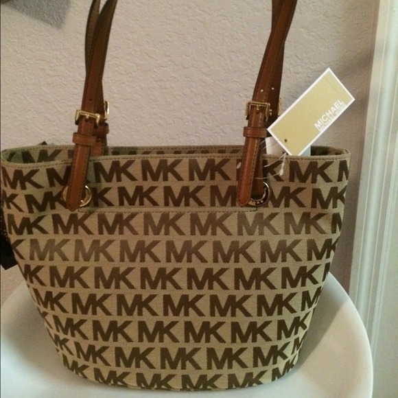 Mk medium tote - Picture 2 of 3