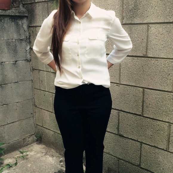 ***SOLD*** Pocketed Chiffon Top
