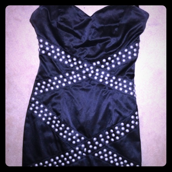 bebe Dresses & Skirts - Sexy strapless dress