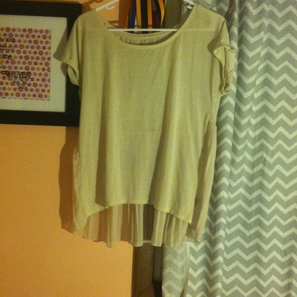 ❌Traded. 🌻Loose fit top