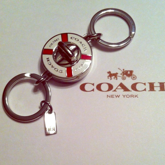 Coach Accessories - 🌟PoshfestWkndSale🌟was$38 Coach Valet Keychain