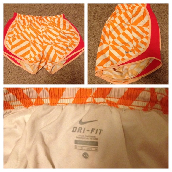 Nike Tempo Short XS