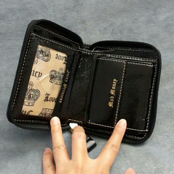 Black juicy couture wallet - Picture 3 of 4