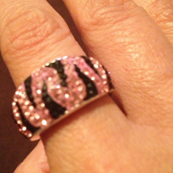 Ring - Picture 1 of 1