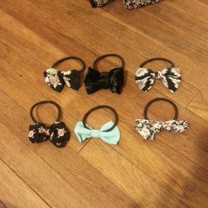 Brandy Melville Hair Ties
