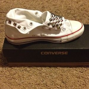 🌟NEW🌟Studded All Star Converse
