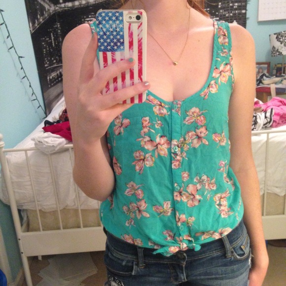 PacSun Blue Floral Top