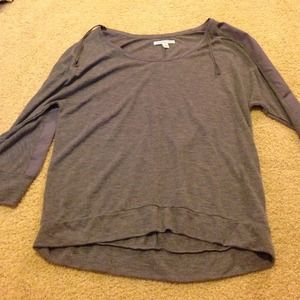 American Eagle three quarter sleeved shirt