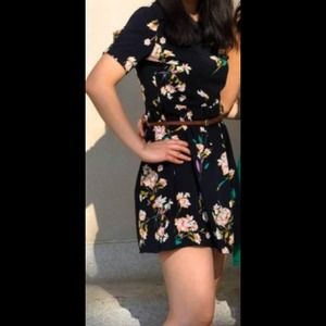 Short sleeve back zip summer dress