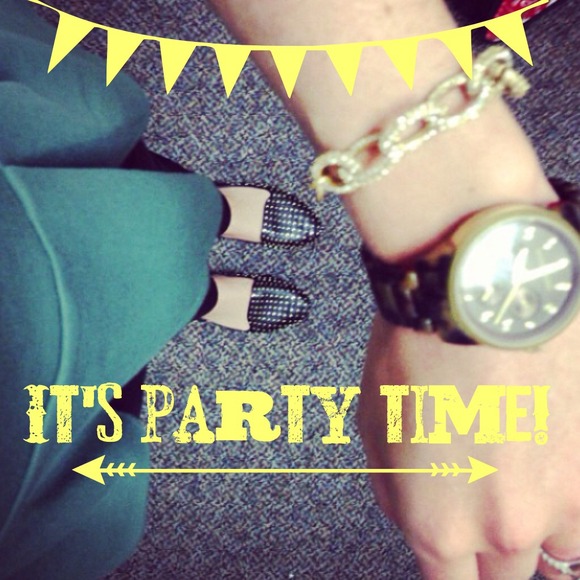 Y'all- I'm co-hosting!!! ๐๐ - Picture 3 of 4