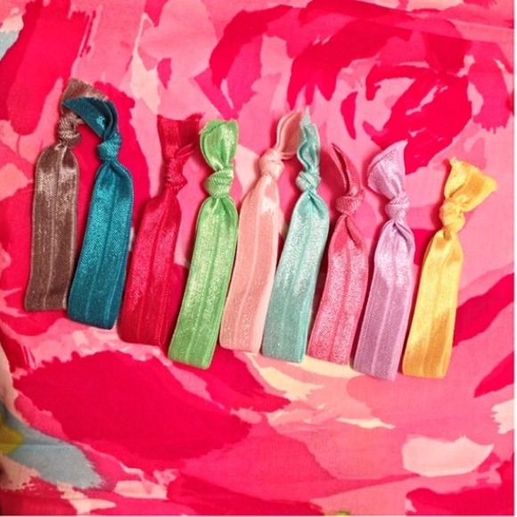 10 colors of Emi-Jay hair ties available!