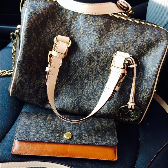 AUTHENTIC MK purse and wallet