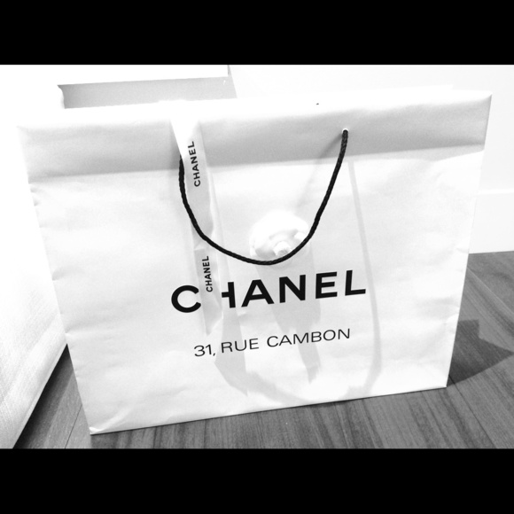 Special ed. Chanel shopper from original boutique!
