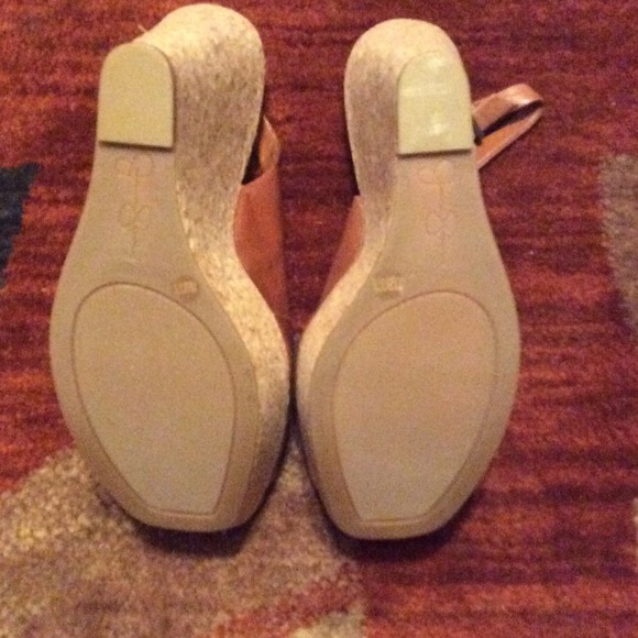Jessica Simpson Bronze Leather Platform Slingback - Picture 4 of 4