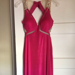 Beautiful Faviana prom gown!