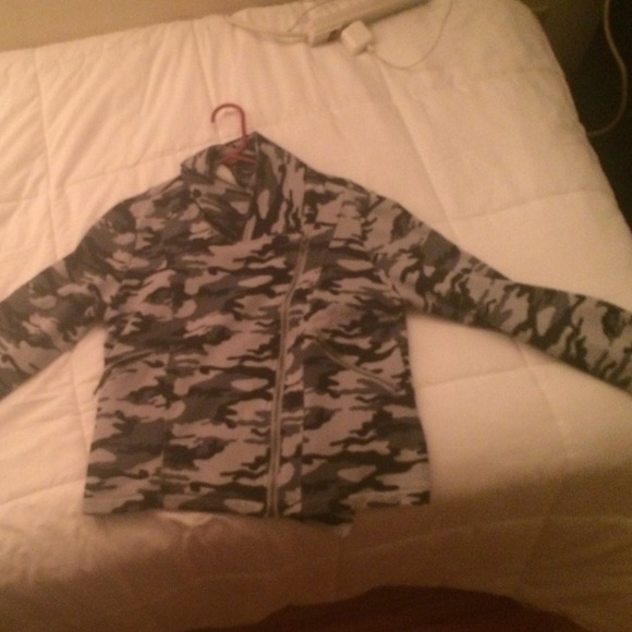 Camo blazzer