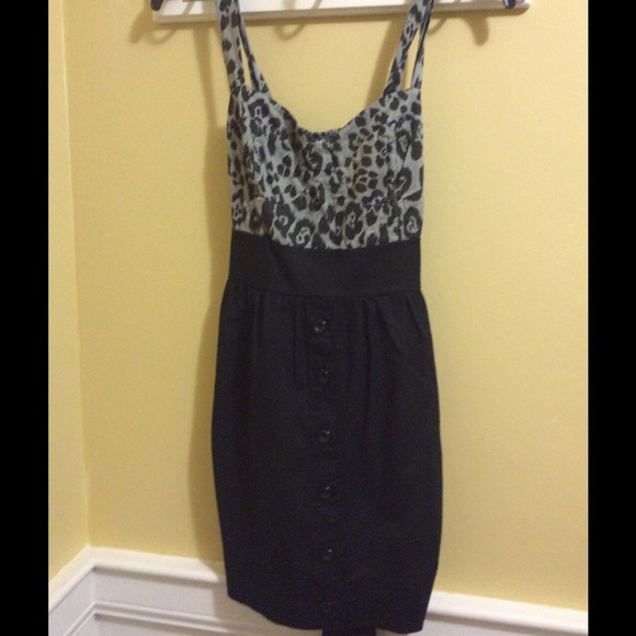 Cute LF Dress - Picture 3 of 3