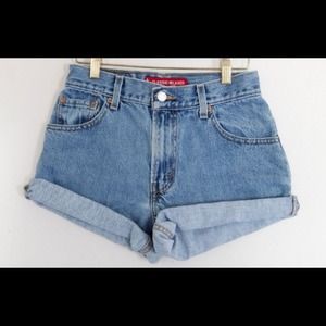High waist levi jean cuffed cut offs shorts 25W