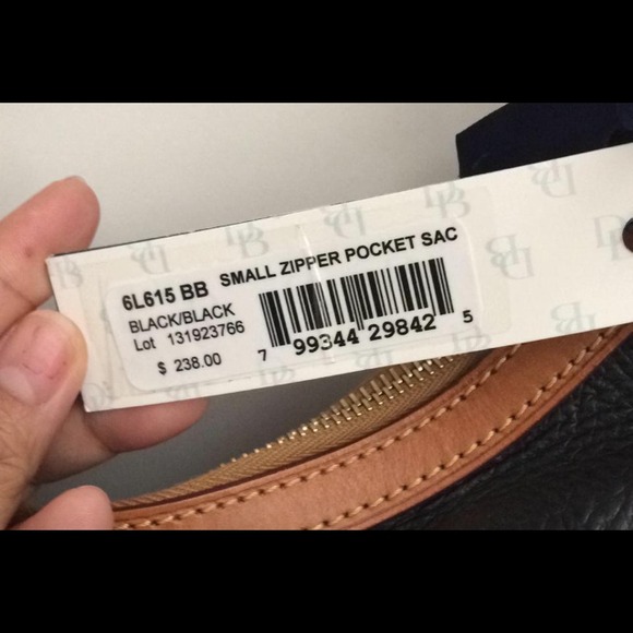 Beautiful purse.... In medium size - Picture 2 of 2