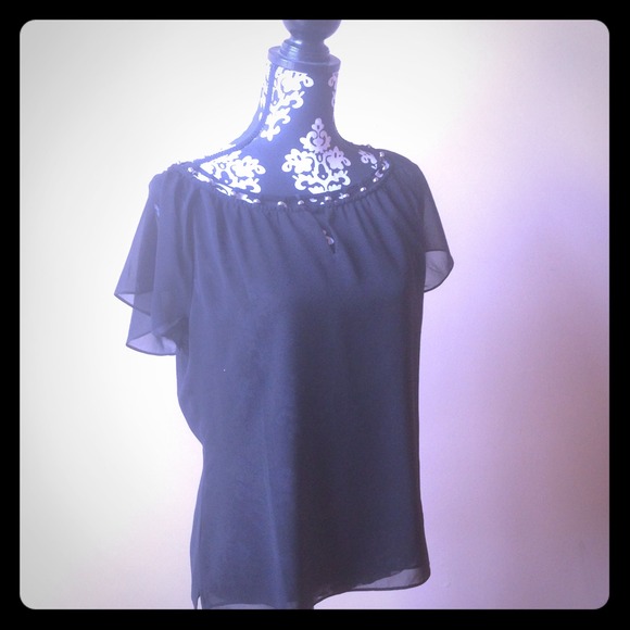 Metal beaded neckline top