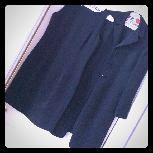 Little black dress with matching duster jacket 4