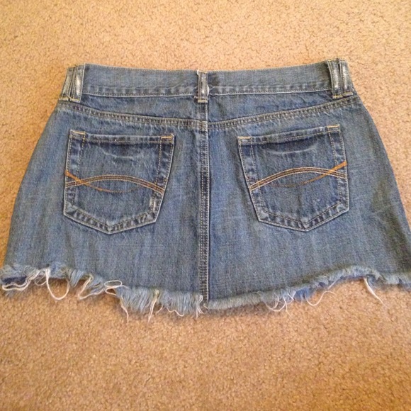 mini-skirt size 2R