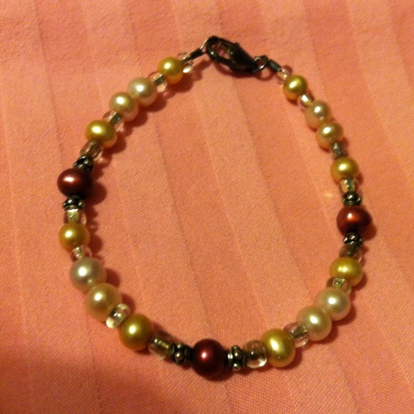 🌹🌹ELEGANT BEAD BRACELET🌻🌻