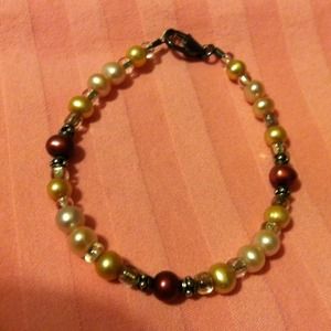 🌹🌹ELEGANT BEAD BRACELET🌻🌻