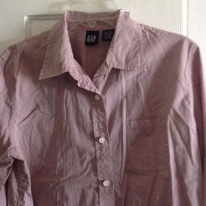 🌺.  Long sleeve cotton shirt