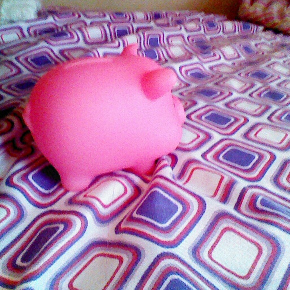 A piggy bank - Picture 2 of 4