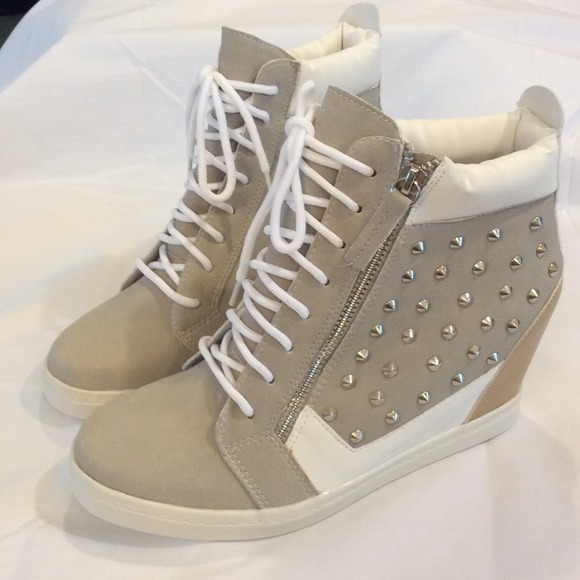 WEDGE SNEAKERS