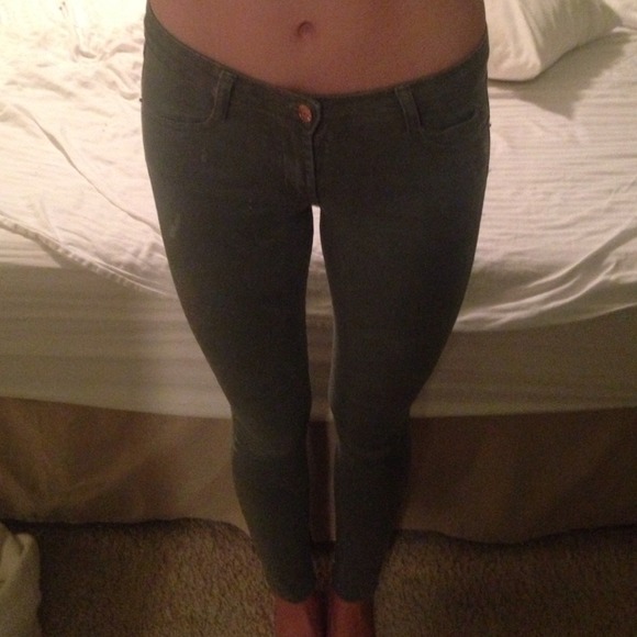 ❌❌❌SOLD❌❌❌Cotton On High waisted Army Skinny jeans