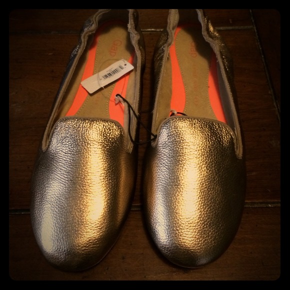 Gold Gap flats