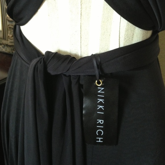 🎉HP🎉Nikki Rich Black Versatile Dress - Picture 4 of 4