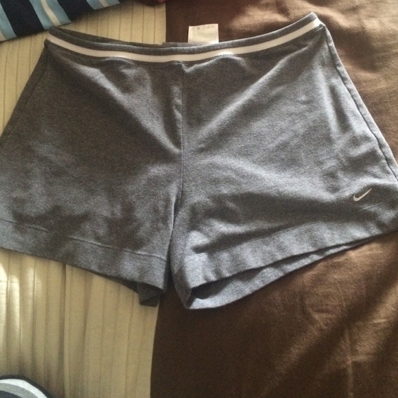 Nike shorts 👌TRADED 💢