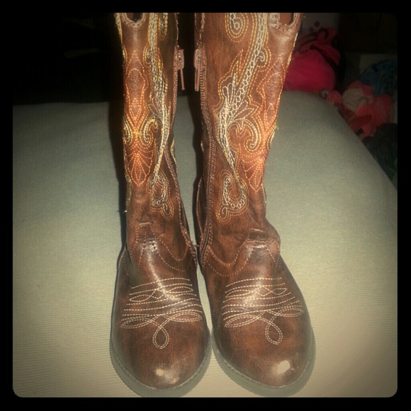 REDUCED!!! Steve madden cowgirl boots