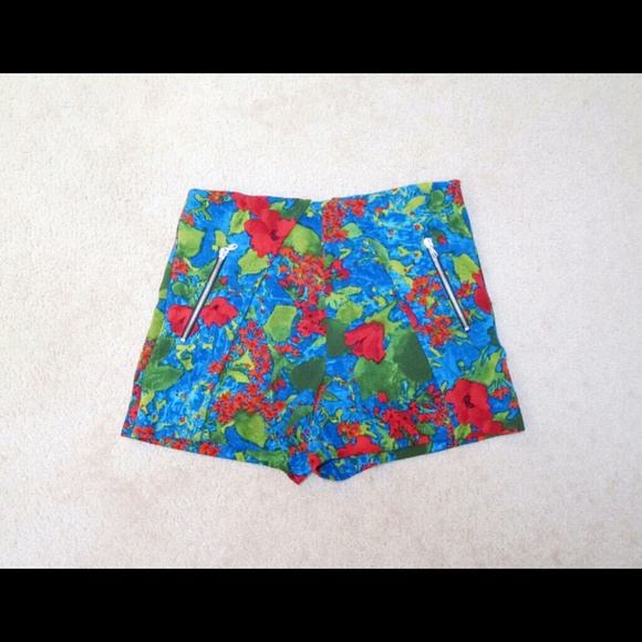 Zara Shorts