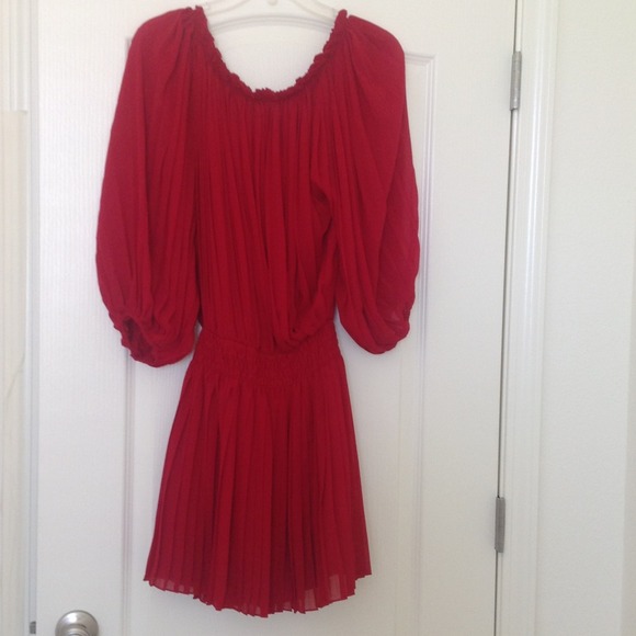 NWT Max Studio pleated dress - S - Picture 3 of 3