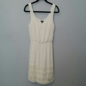 Sold!! Host Pick!🌸Flirty summer dress!🌸