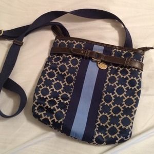 Tommy Hilfiger Shoulder Strap Purse