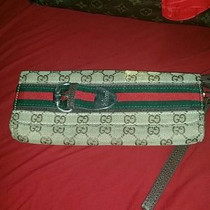 Gucci wristlet