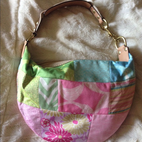 ✨Sold✨ Coach Patchwork Hobo Purse - Picture 2 of 3
