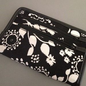 Thirty-One wallet
