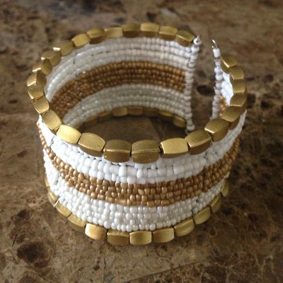 Bracelet - Picture 1 of 1