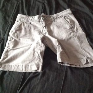 Grey shorts