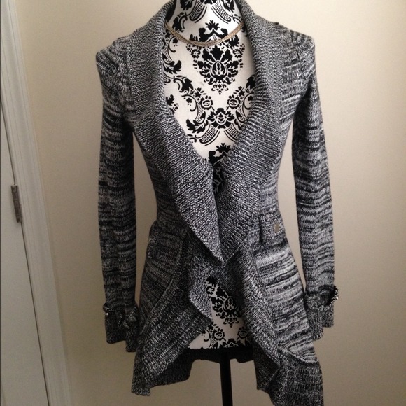 WHBM Sweater - Picture 2 of 4