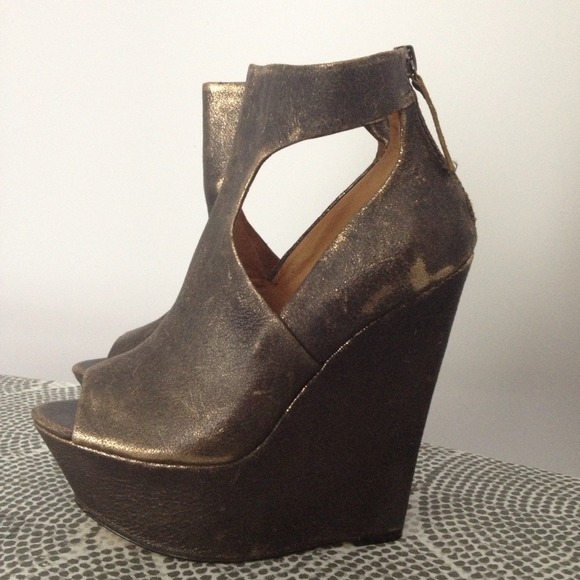 NWT!!! L.A.M.B Benjamin Wedge Bootie Sz 7.5