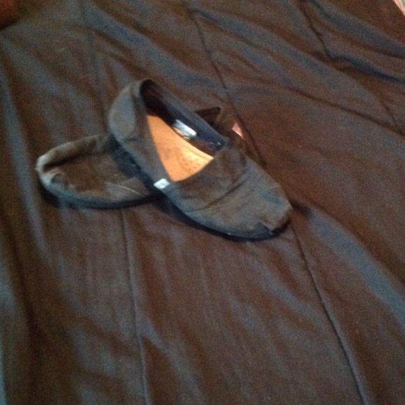 Black bobs