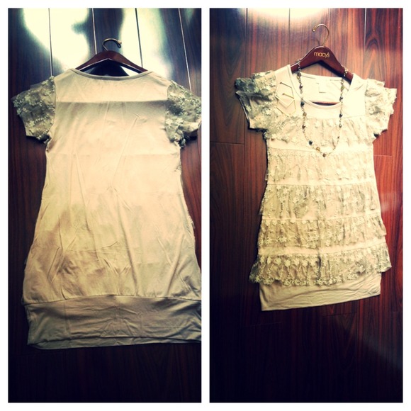 Beautiful dress /front lace - Picture 2 of 4