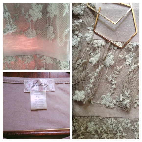 Beautiful dress /front lace - Picture 3 of 4